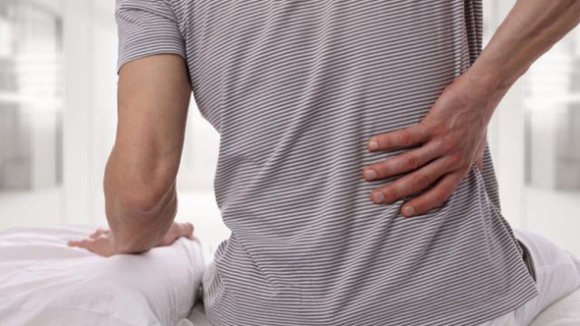 Dores na coluna afetam mais de 70% das pessoas. OMS diz que a Medicina Chinesa pode ser a solução